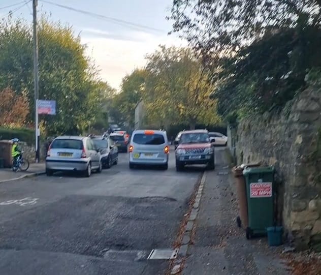 Headington parents protest against dangerous traffic conditions around schools